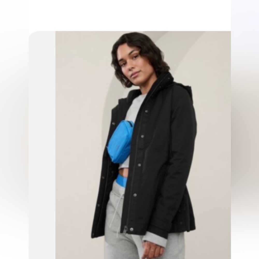 NWT Athleta Rainout Sutro Trench large